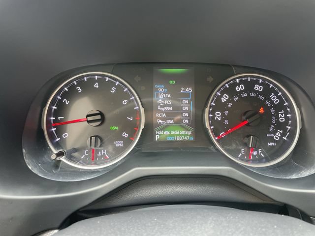 Used 2020 Toyota RAV4 LE w/ All Weather Liner Package AWD/4WD image 15