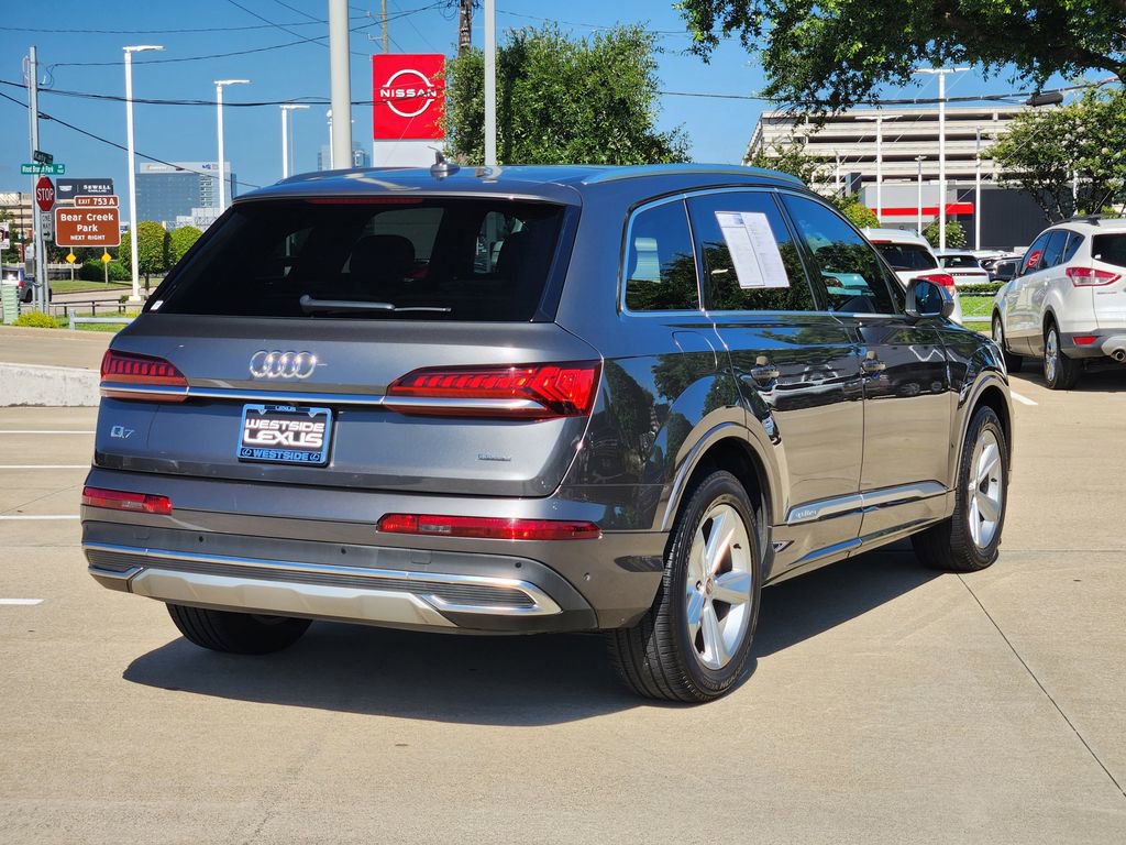 Used 2021 Audi Q7 2.0T Premium AWD/4WD image 7