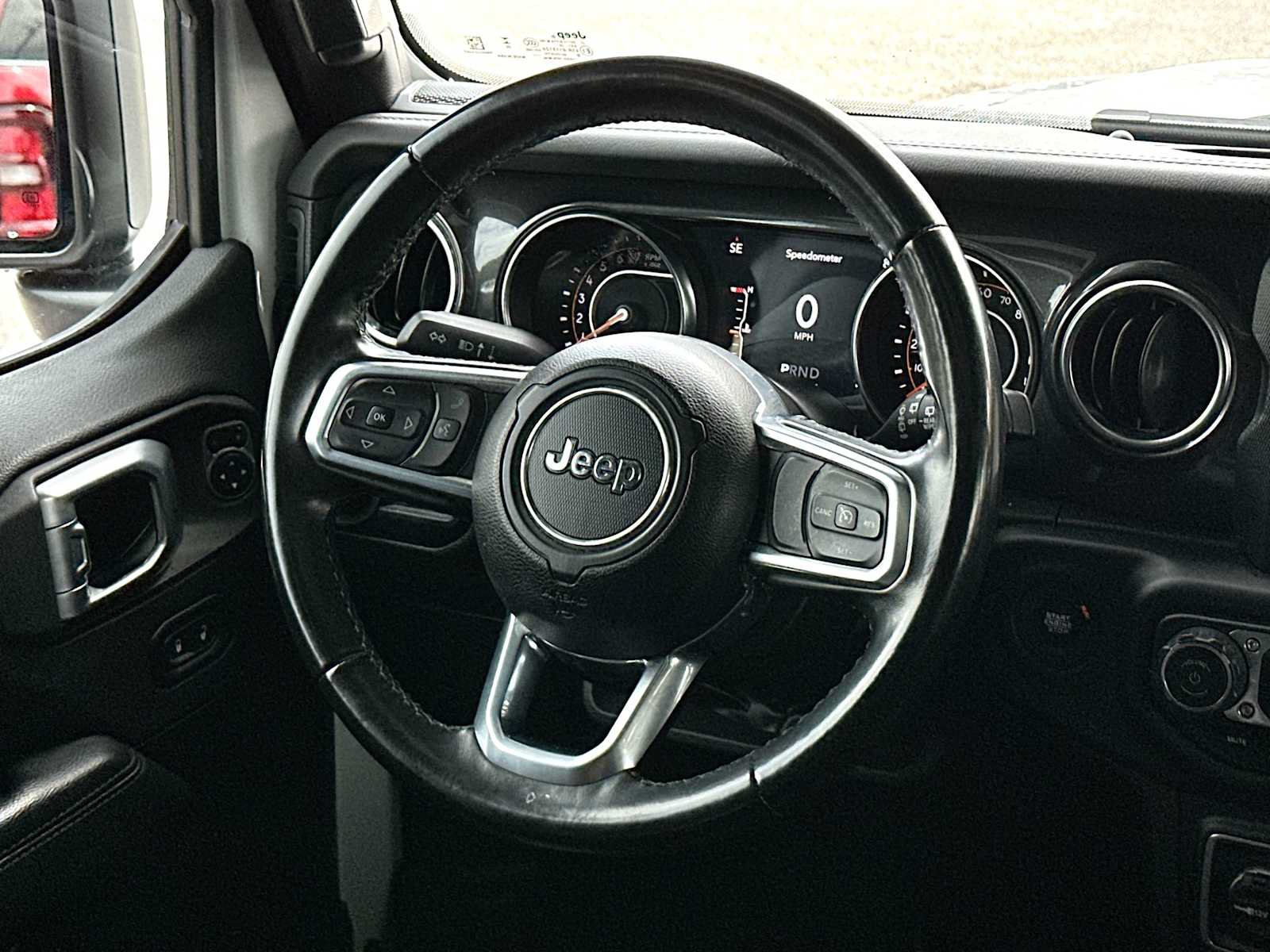 Used 2022 Jeep Wrangler Unlimited Sahara AWD/4WD image 27