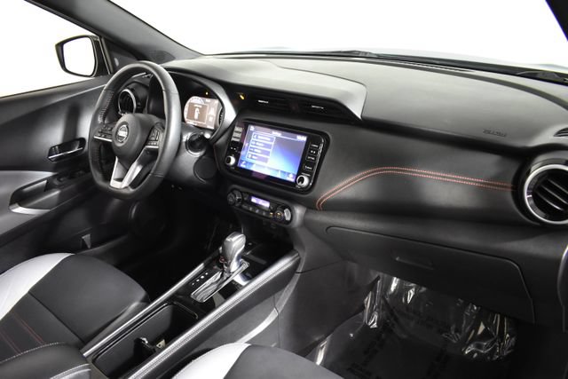 Used 2021 Nissan Kicks SR w/ SR Premium Package FWD image 35