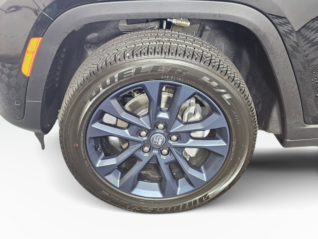 New 2026 Jeep Grand Cherokee Limited AWD/4WD image 12