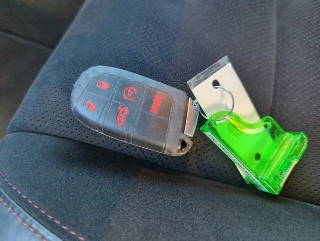 Used 2025 Dodge Durango GT image 34