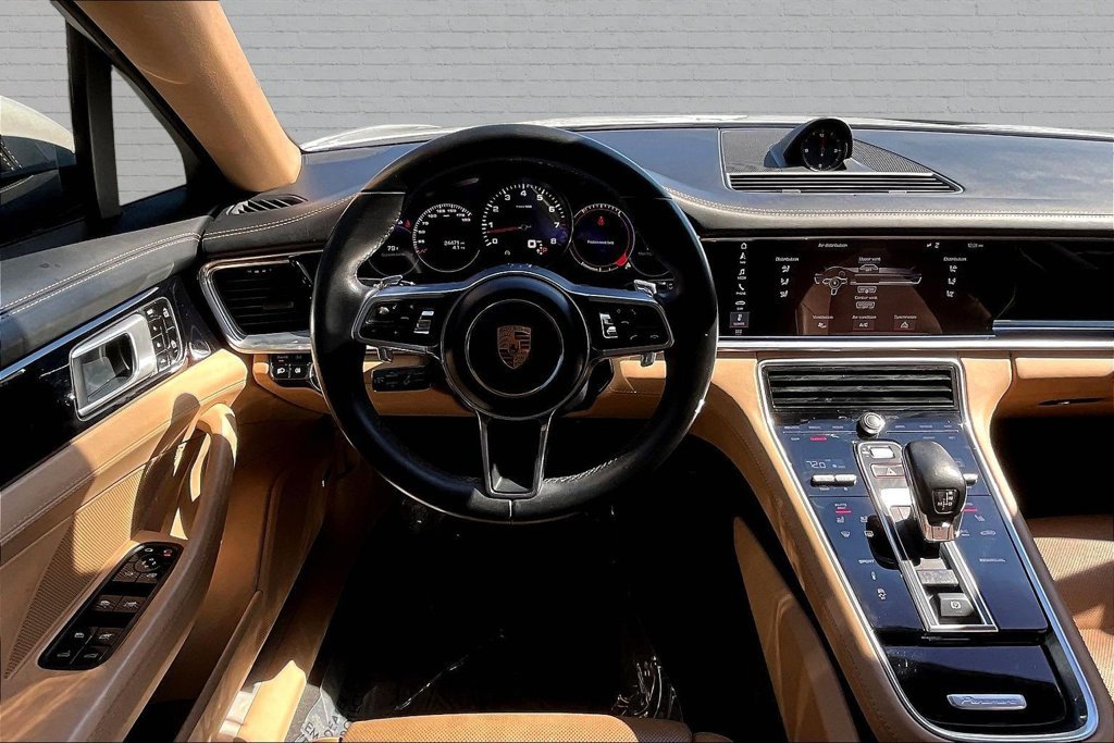 Used 2020 Porsche Panamera w/ Premium Package Plus RWD image 8