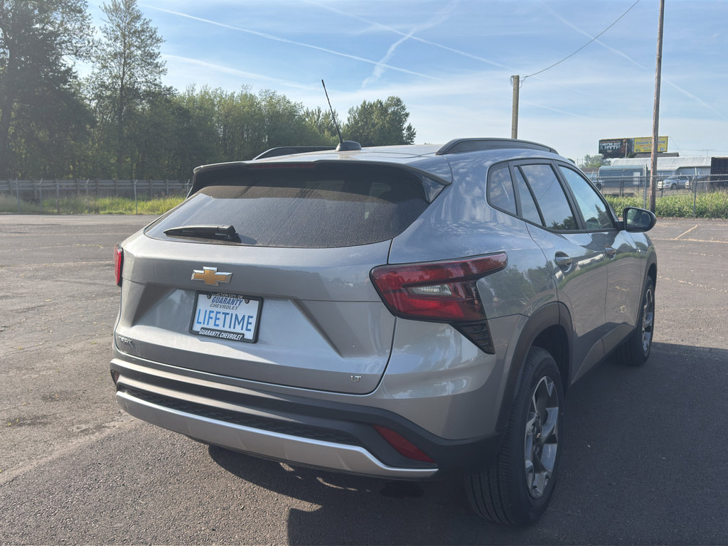 New 2025 Chevrolet Trax LT FWD image 22