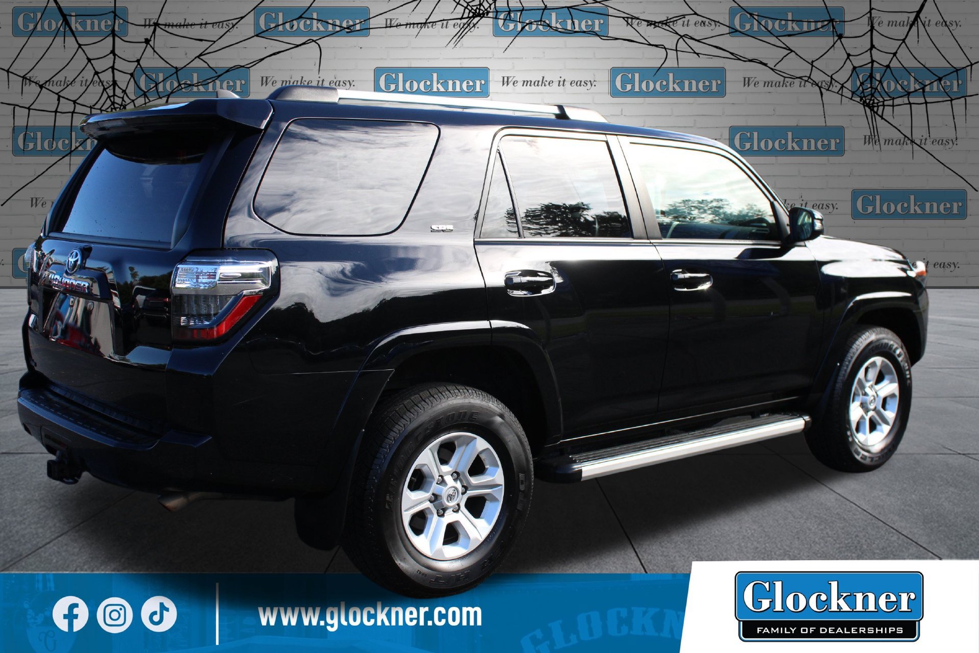 Used 2024 Toyota 4Runner SR5 Premium w/ Moonroof Package AWD/4WD image 6