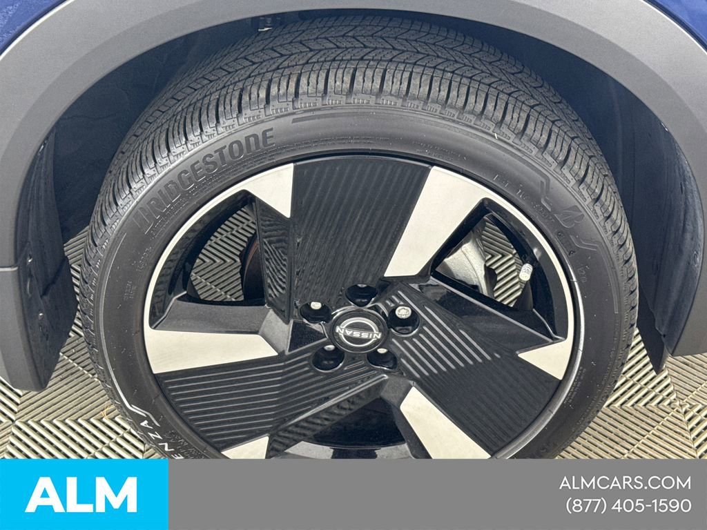 Used 2025 Nissan Kicks SR image 16