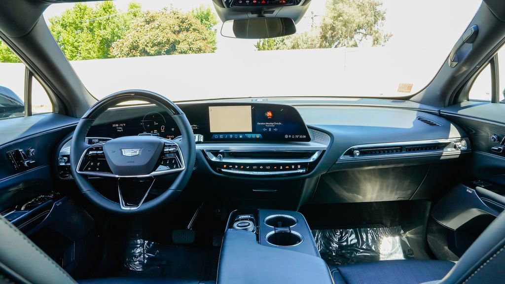 Certified 2024 Cadillac Lyriq Luxury RWD image 12