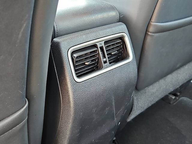 Used 2013 Nissan Altima 2.5 SL FWD image 11