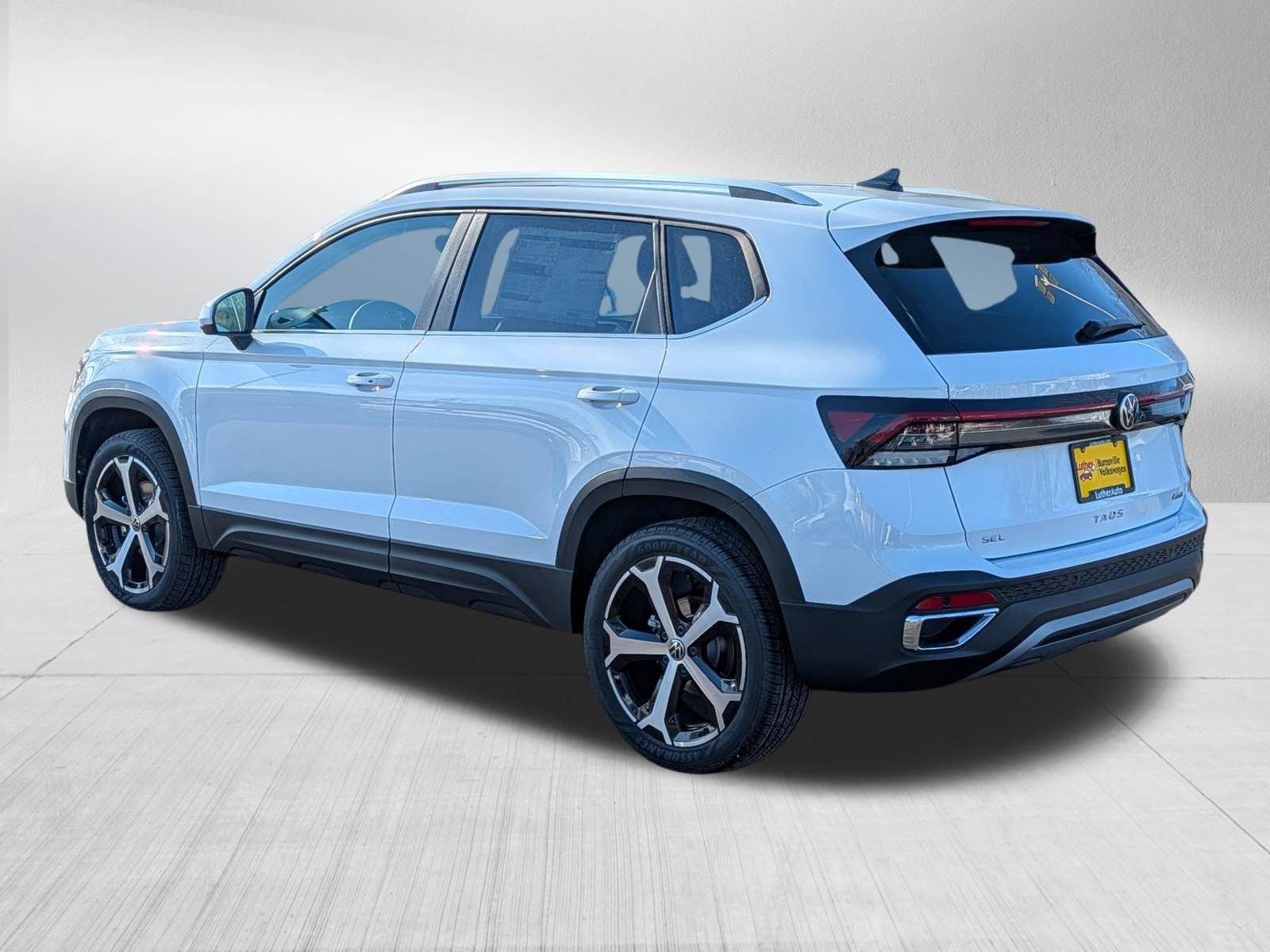 New 2026 Volkswagen Taos SEL AWD/4WD image 3