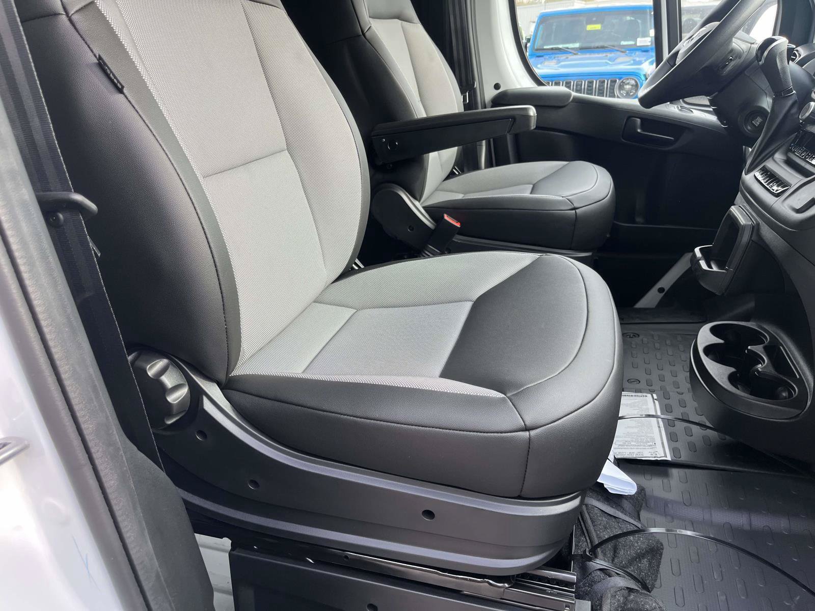 New 2026 RAM ProMaster 1500 w/ Storage Group FWD image 28