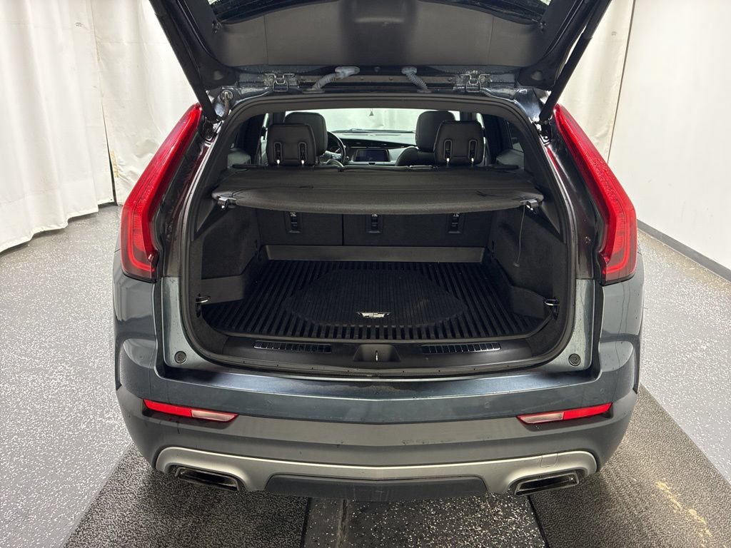 Used 2019 Cadillac XT4 Premium Luxury AWD/4WD image 6