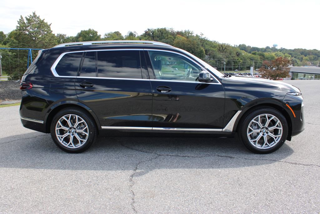 New 2026 BMW X7 xDrive40i w/ Executive Package image 9