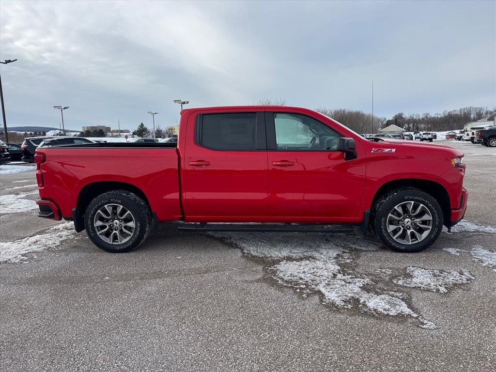 Used 2021 Chevrolet Silverado 1500 RST image 2