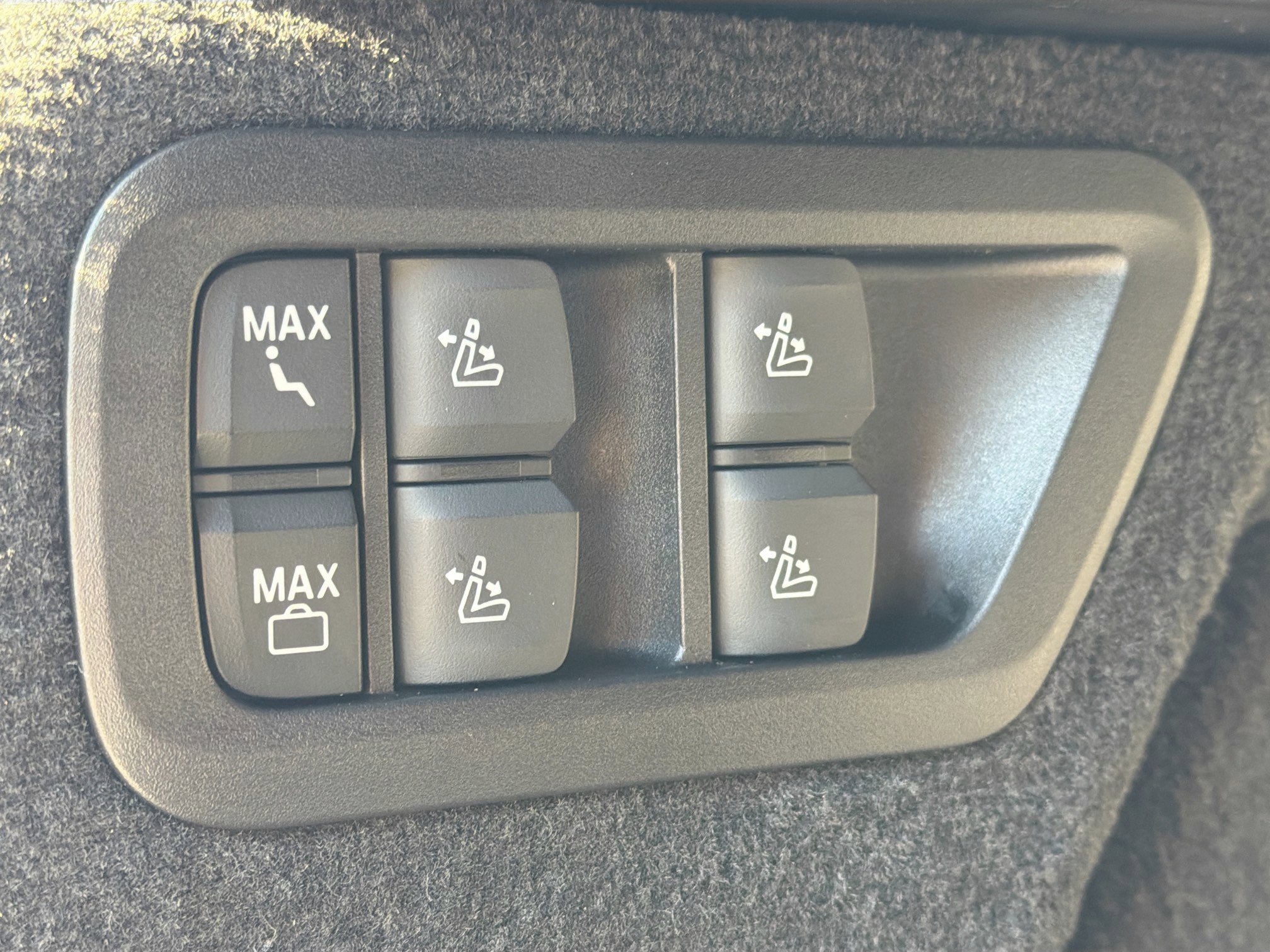 New 2026 BMW X7 xDrive40i w/ M Sport Package image 13