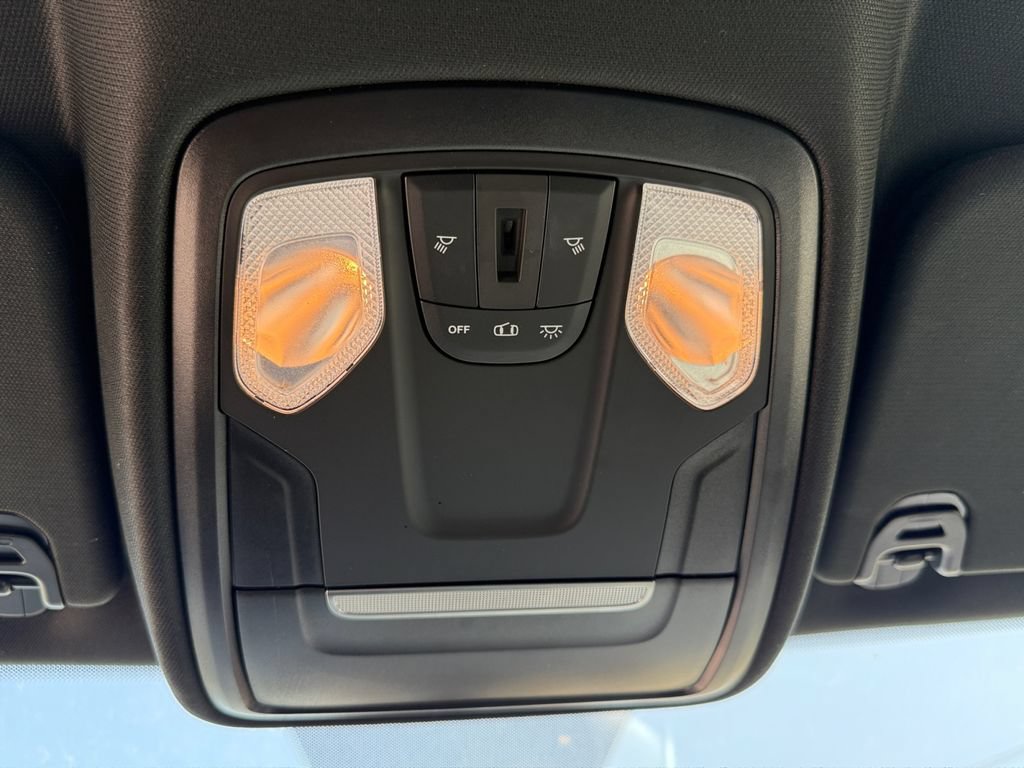 Used 2022 RAM 1500 Big Horn AWD/4WD image 47