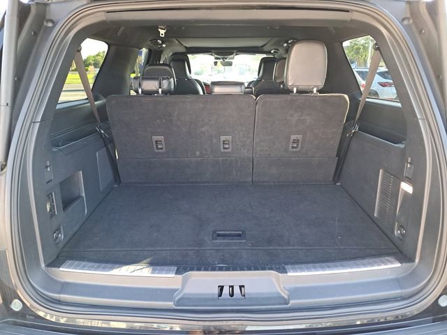Used 2023 Lincoln Navigator L Reserve AWD/4WD image 8