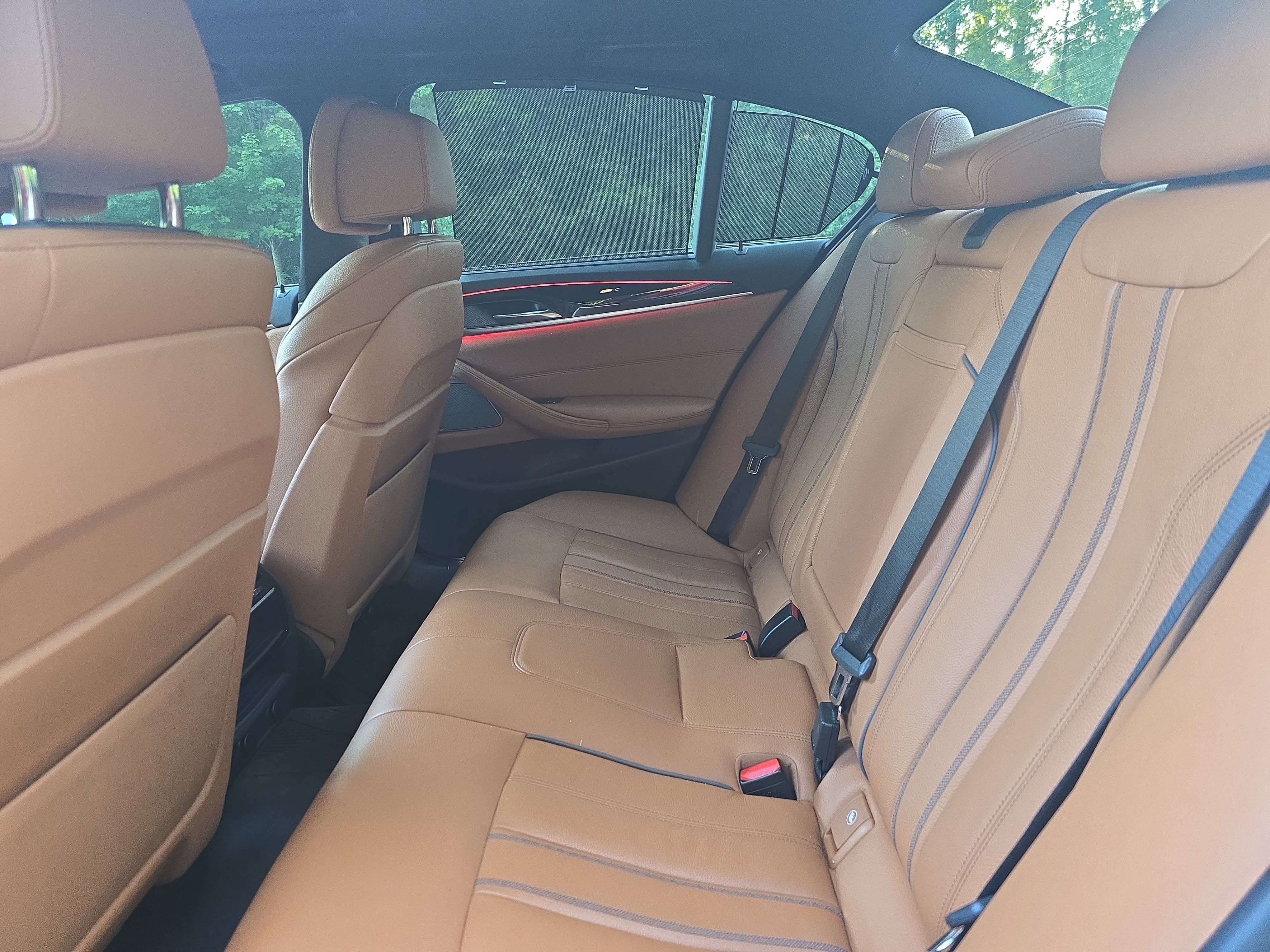 Used 2018 BMW 540i RWD image 12