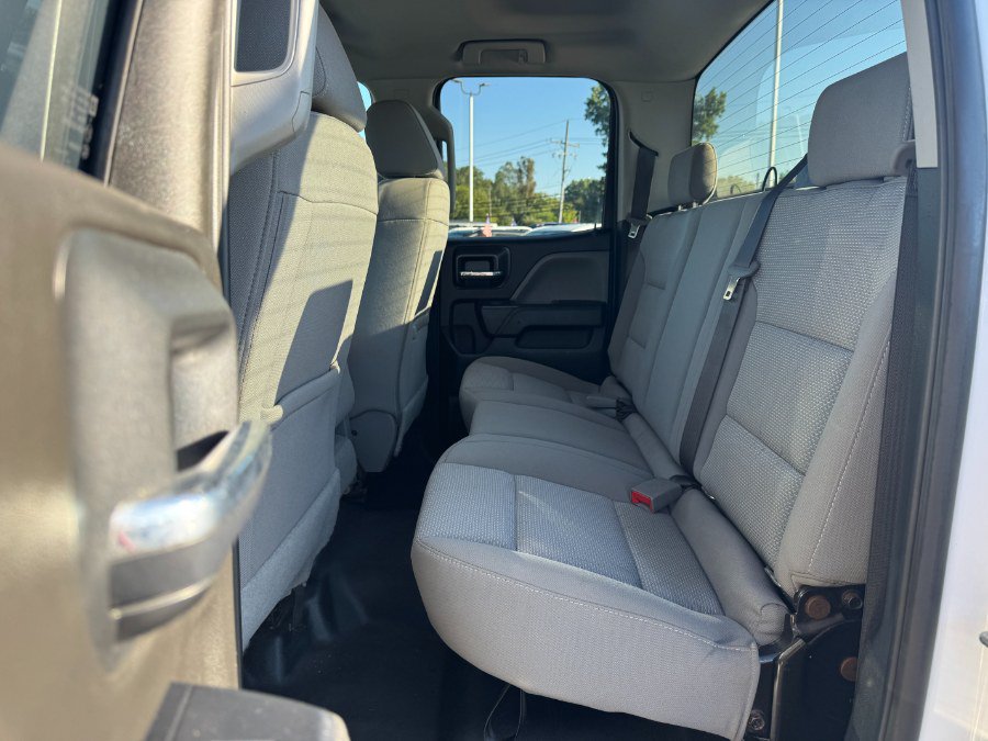 Used 2018 Chevrolet Silverado 1500 LS w/ Trailering Package AWD/4WD image 16
