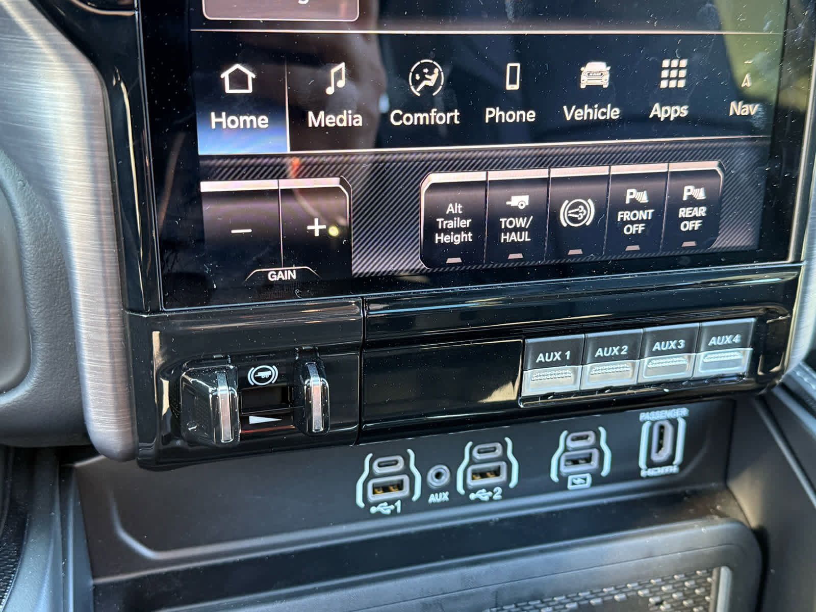 New 2025 RAM 2500 Rebel w/ Rebel Level 2 Equipment Group image 21