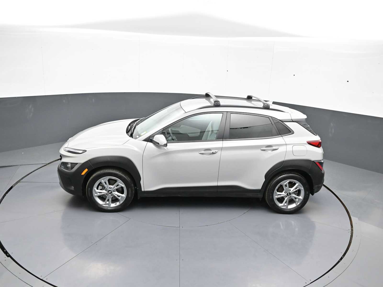 Certified 2023 Hyundai Kona SEL AWD/4WD image 39
