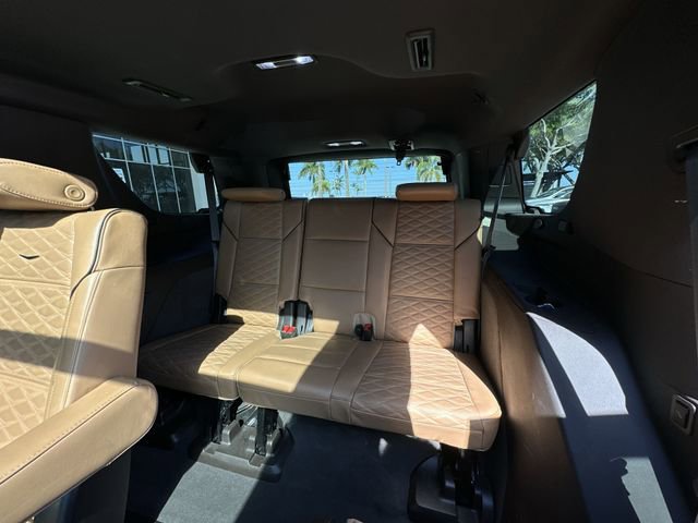Certified 2023 Cadillac Escalade Premium Luxury w/ Performance Package image 33