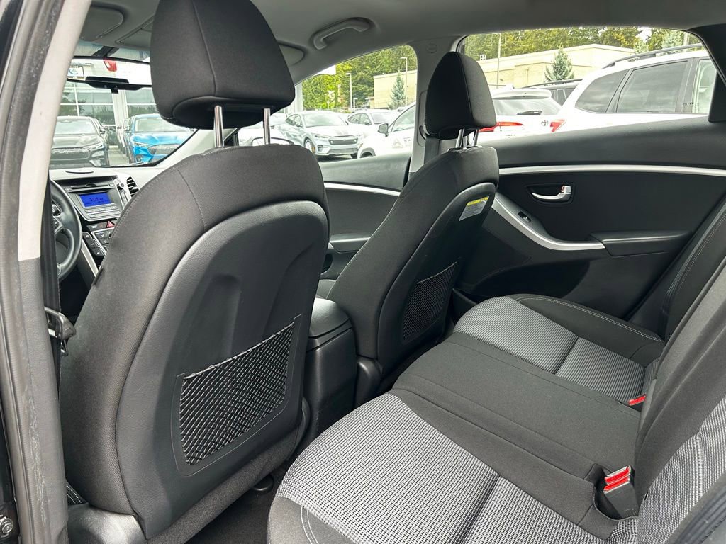 Used 2016 Hyundai Elantra GT w/ Option Group 02 FWD image 28
