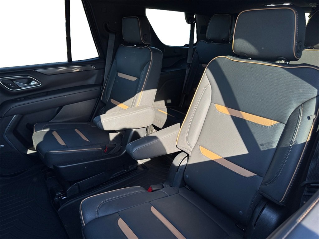 Used 2023 GMC Yukon AT4 w/ AT4 Premium Package image 13