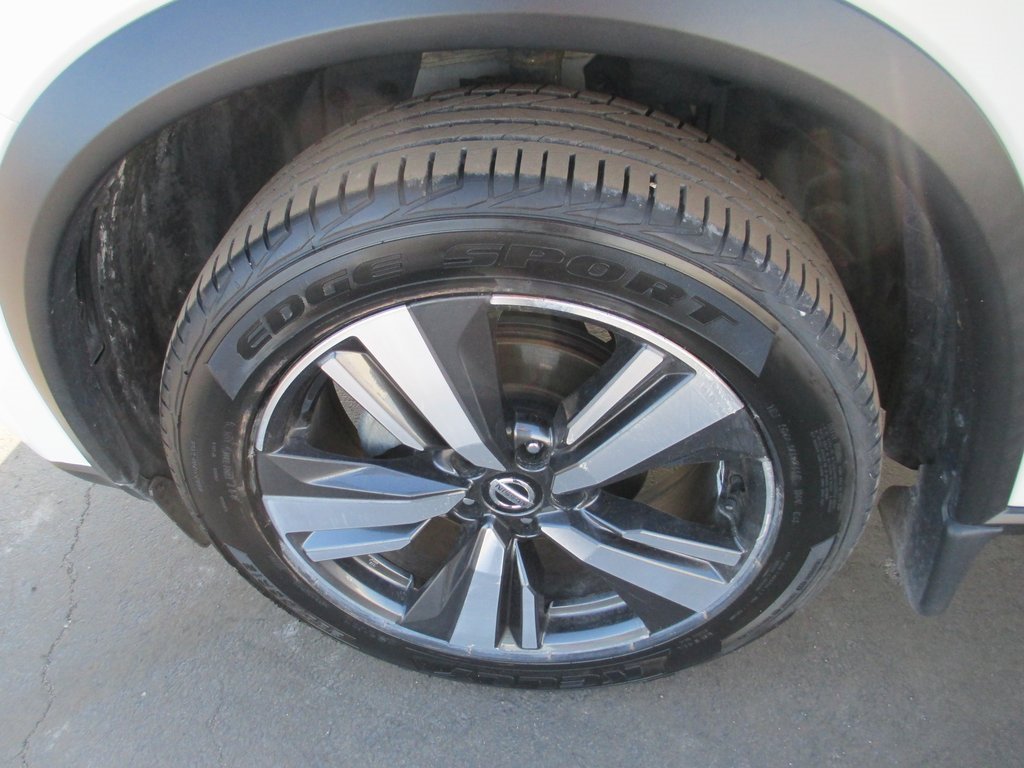 Used 2021 Nissan Rogue SL w/ Premium Package image 13