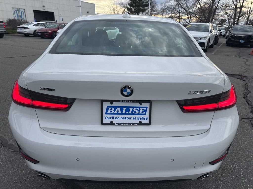 Used 2021 BMW 330i xDrive Sedan w/ Convenience Package image 4