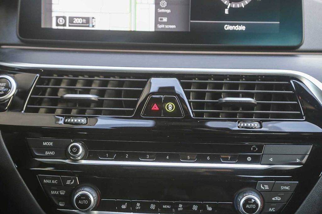 Certified 2023 BMW 530e w/ M Sport Package image 10