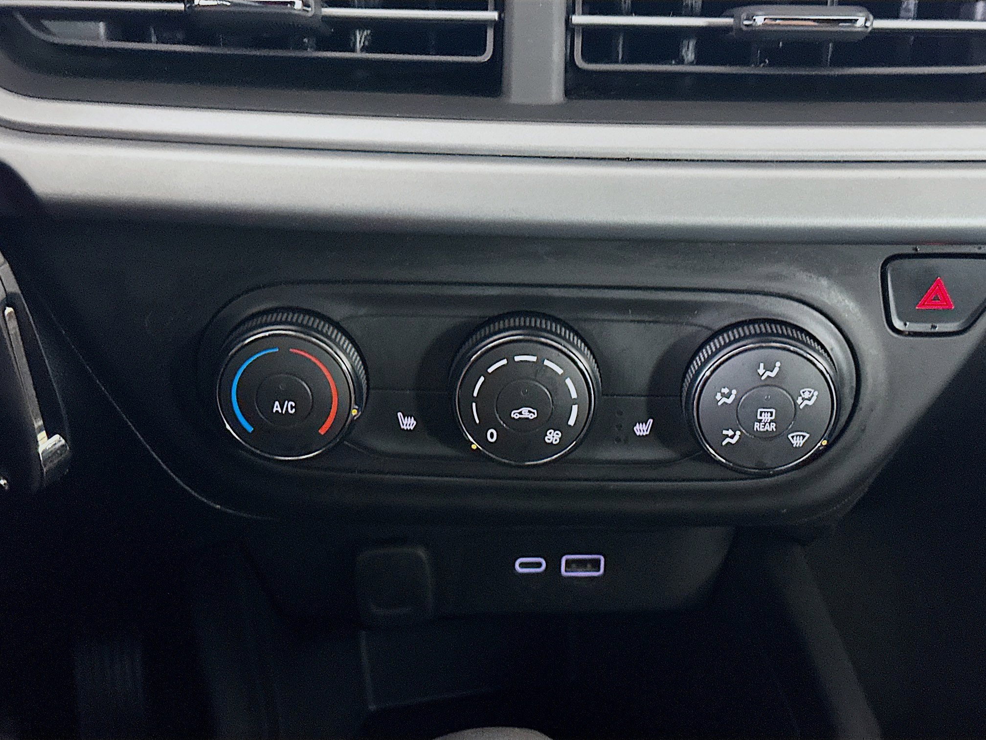 Used 2024 Chevrolet Trax RS w/ Driver Confidence Package image 24