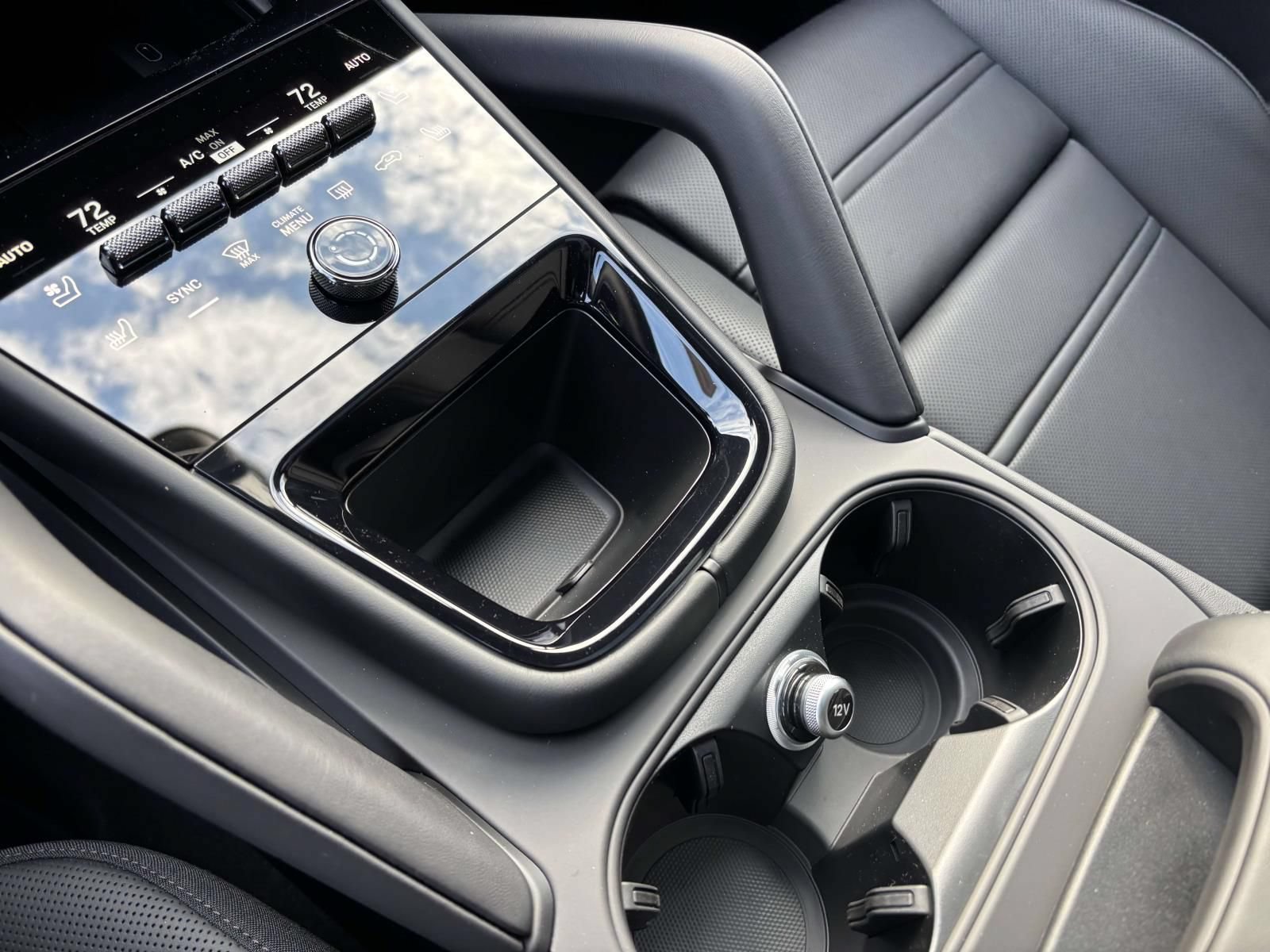 New 2026 Porsche Cayenne S AWD/4WD image 33