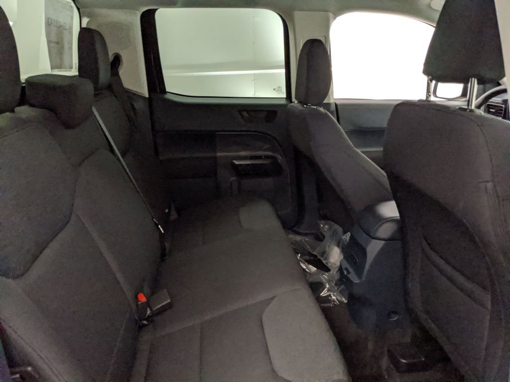 New 2026 Ford Maverick XL image 25