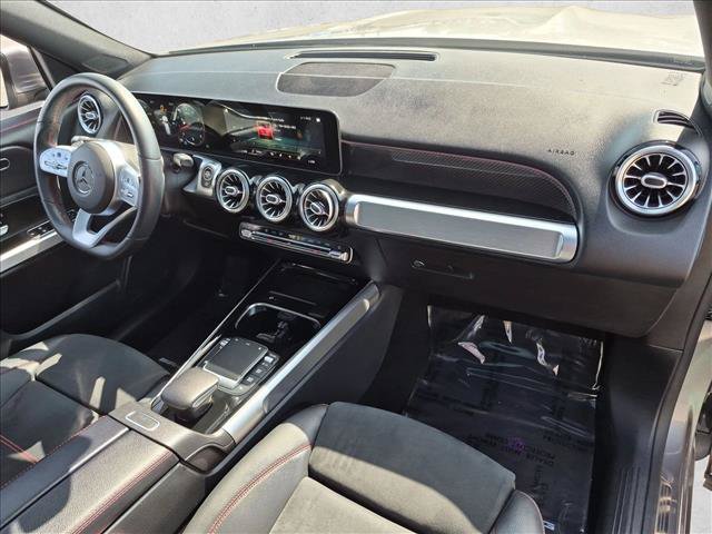 Used 2021 Mercedes-Benz GLB 250 4MATIC image 25