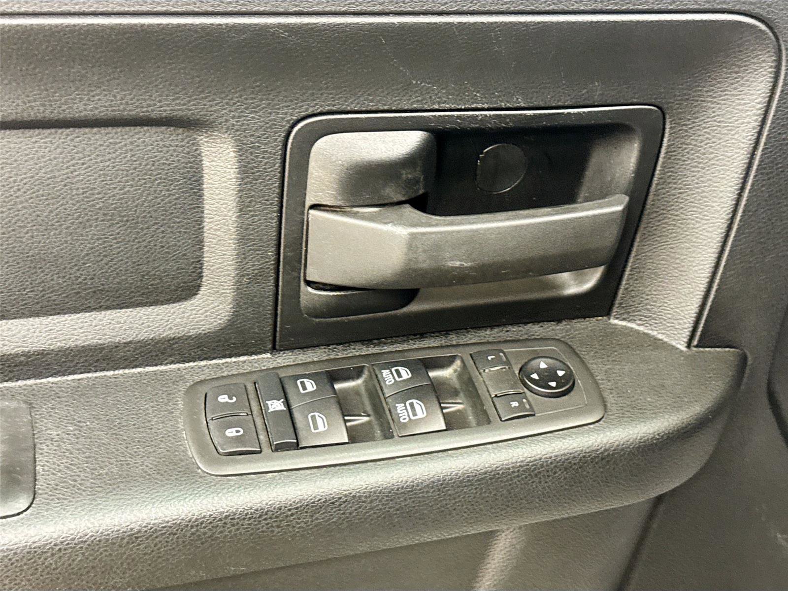 Used 2021 RAM 3500 Tradesman image 17