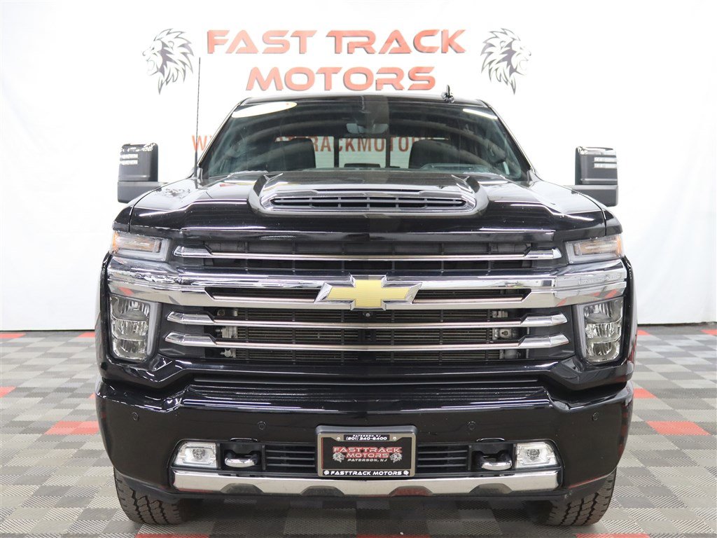 Used 2020 Chevrolet Silverado 3500 High Country w/ Z71 Off-Road Package image 2