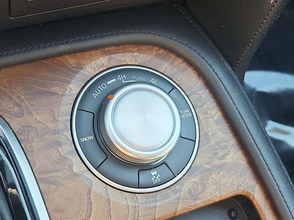 Certified 2024 Nissan Armada SL image 28