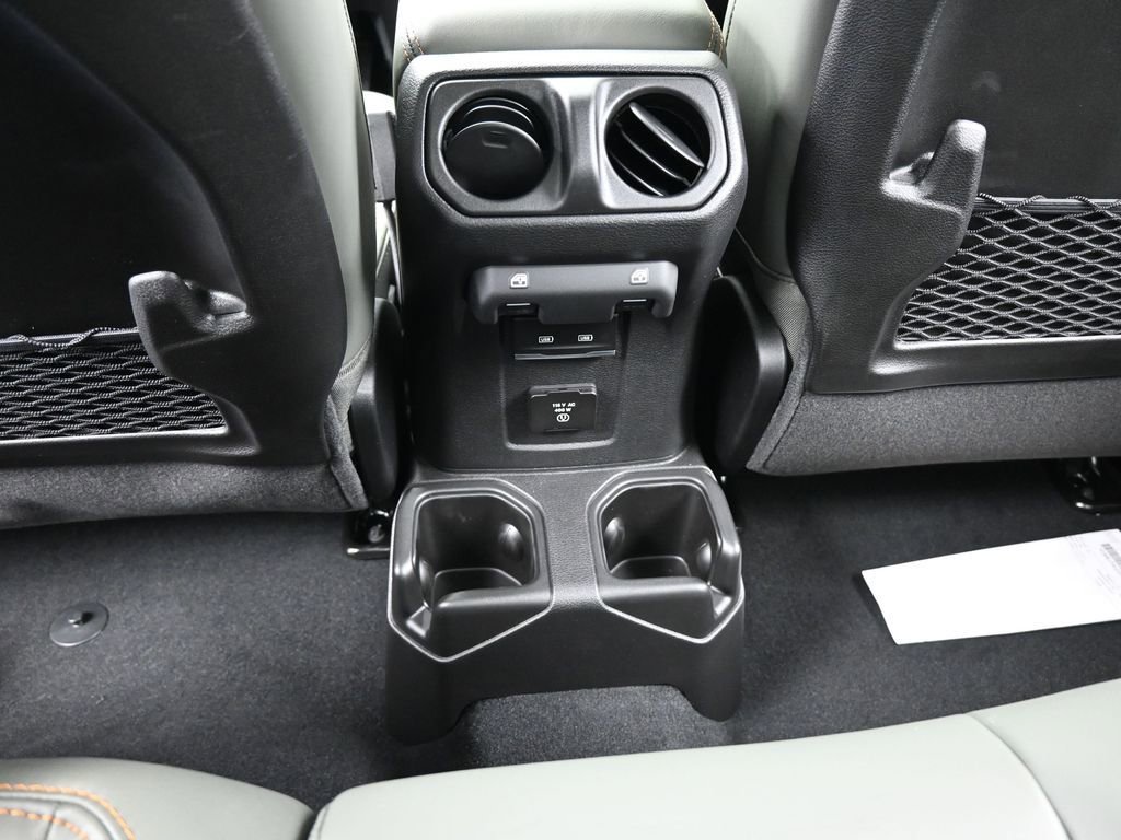 New 2026 Jeep Gladiator Mojave image 32