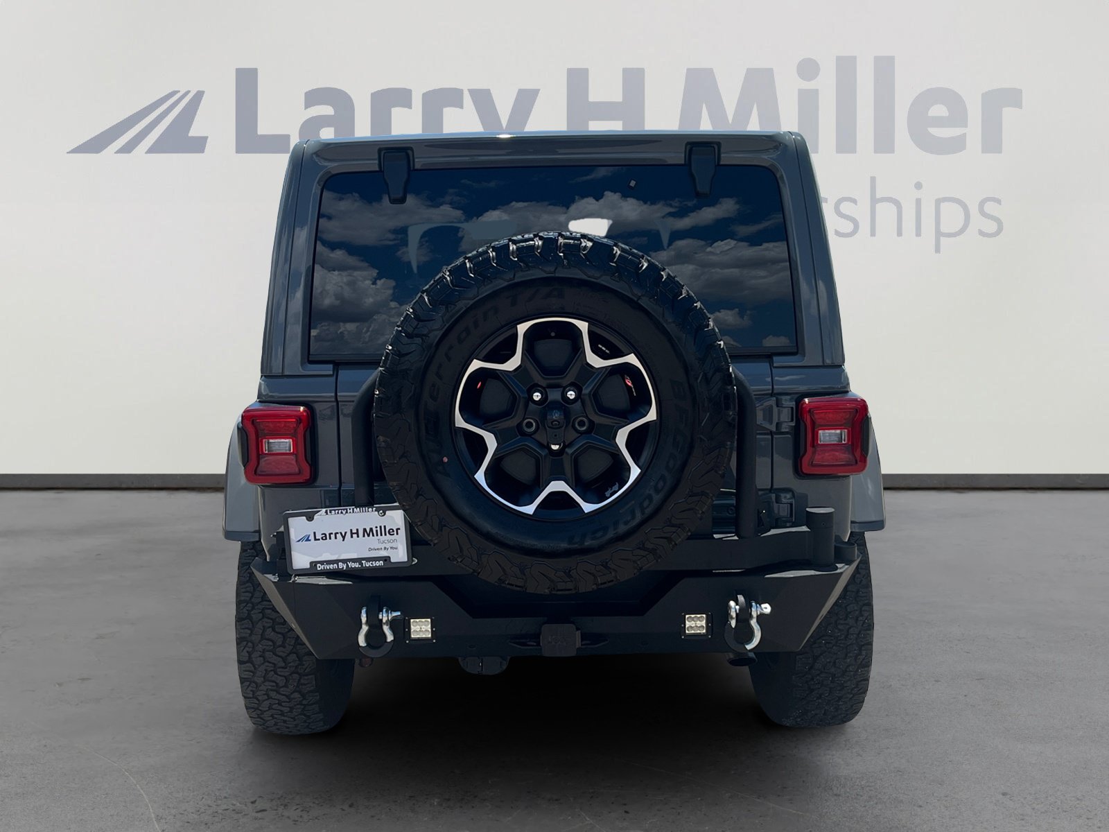Certified 2021 Jeep Wrangler Unlimited Rubicon 4xe w/ Cold Weather Group AWD/4WD image 4