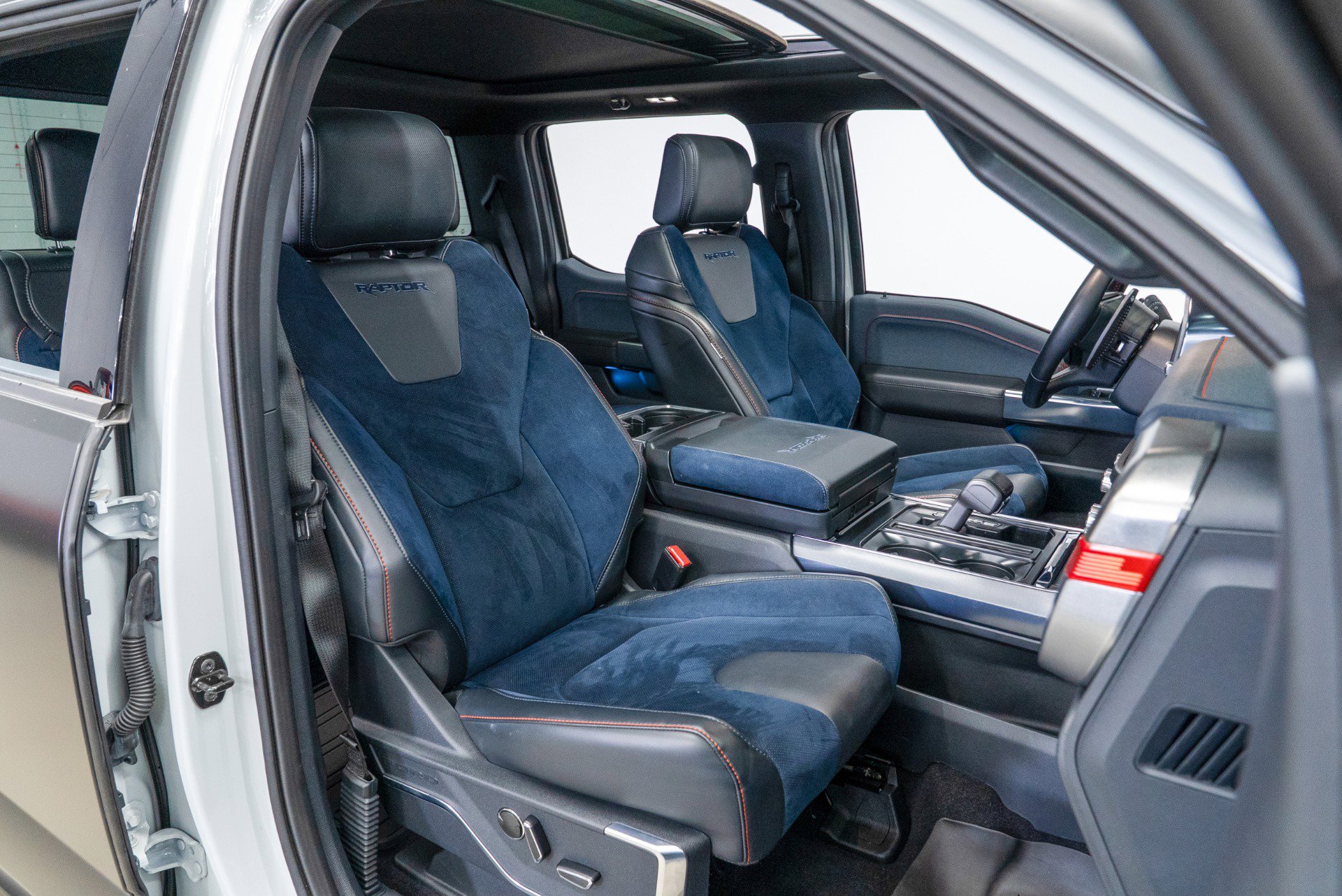 Used 2023 Ford F150 Raptor w/ Blue Interior Package image 23