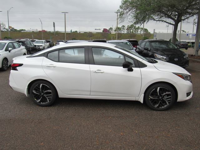 New 2025 Nissan Versa SR w/ Trunk Package image 2
