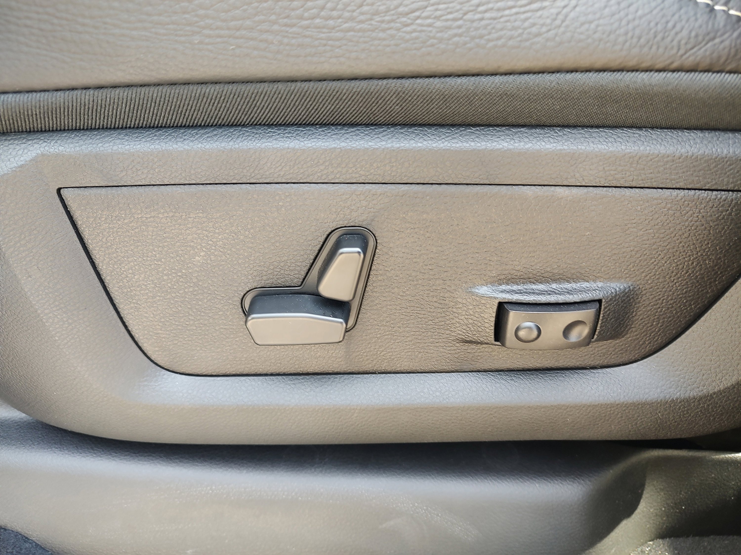 New 2026 RAM 2500 Limited image 31