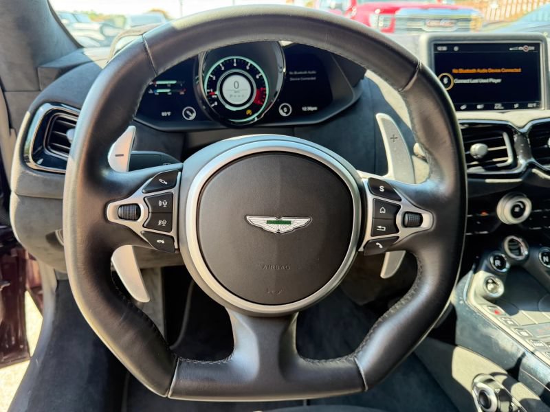 Used 2019 Aston Martin V8 Vantage Coupe RWD image 16