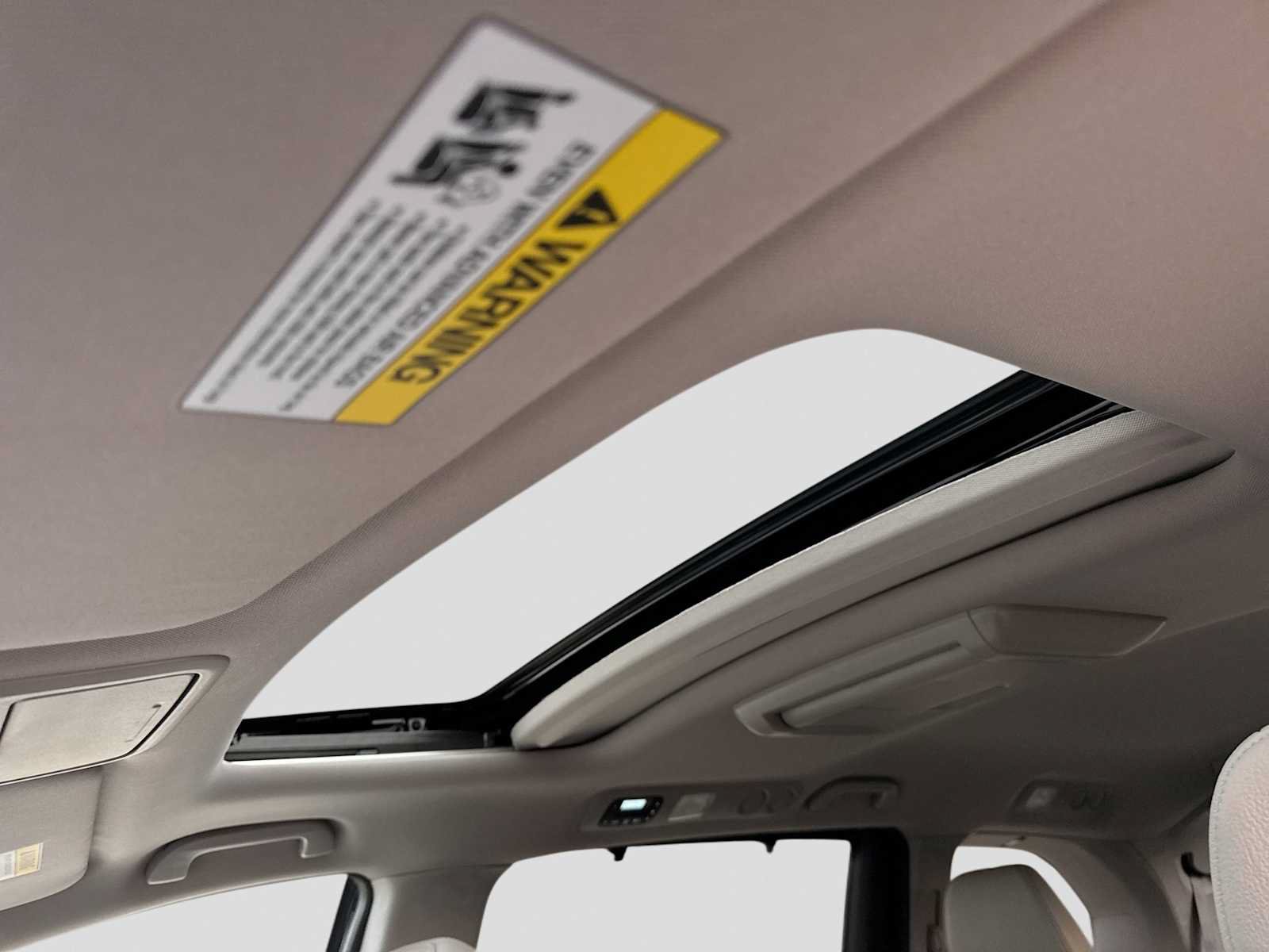 Used 2017 Honda Odyssey Touring image 18