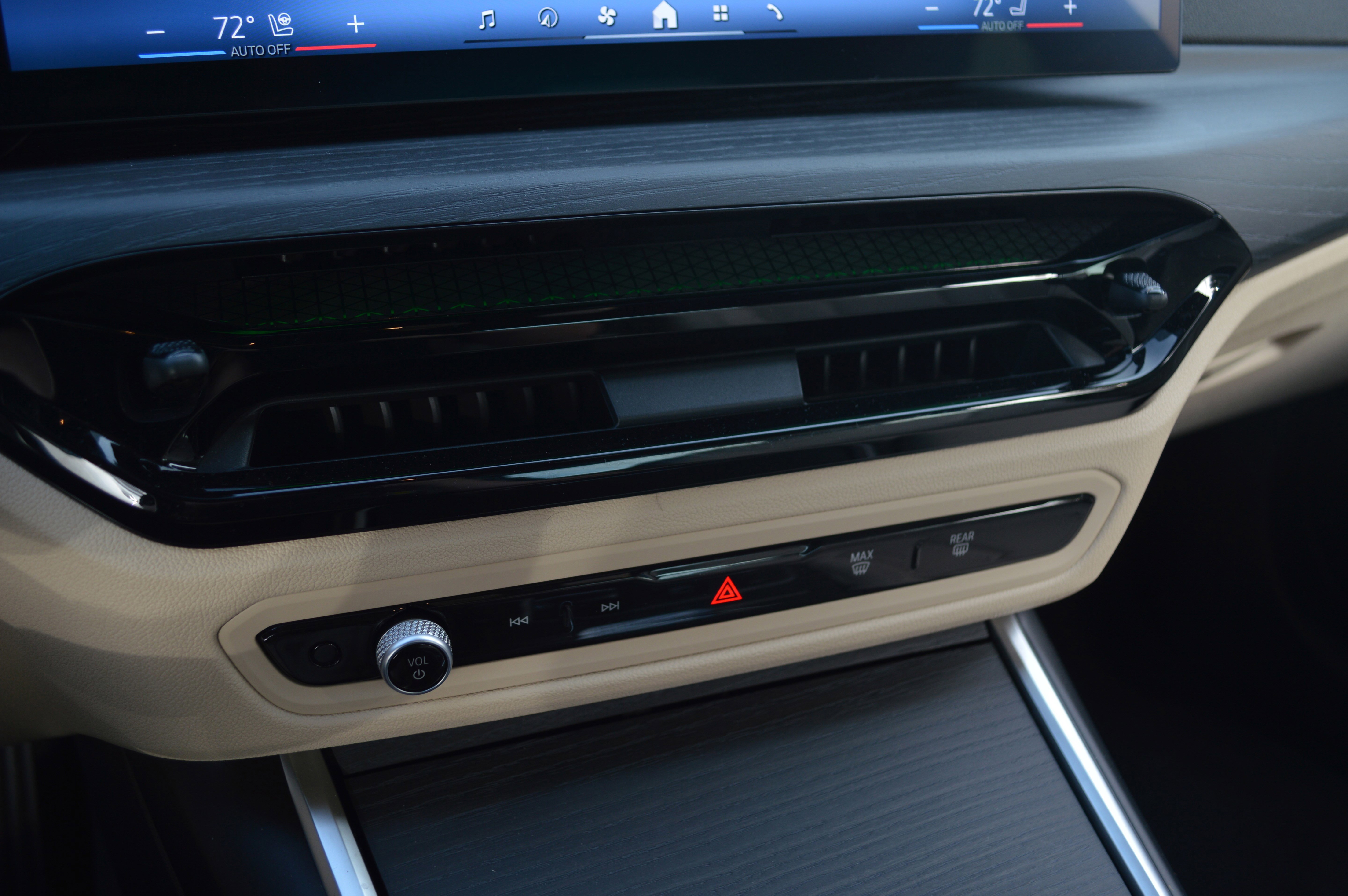 Used 2026 BMW 430i Coupe w/ Parking Assistance Package image 22