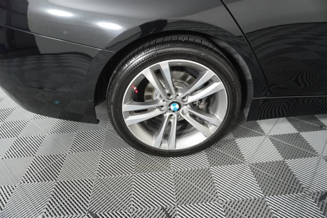 Used 2018 BMW 330i Sedan RWD image 14