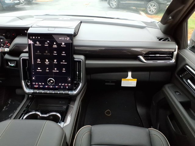 New 2027 GMC Yukon XL Elevation w/ Elevation Premium Package AWD/4WD image 19