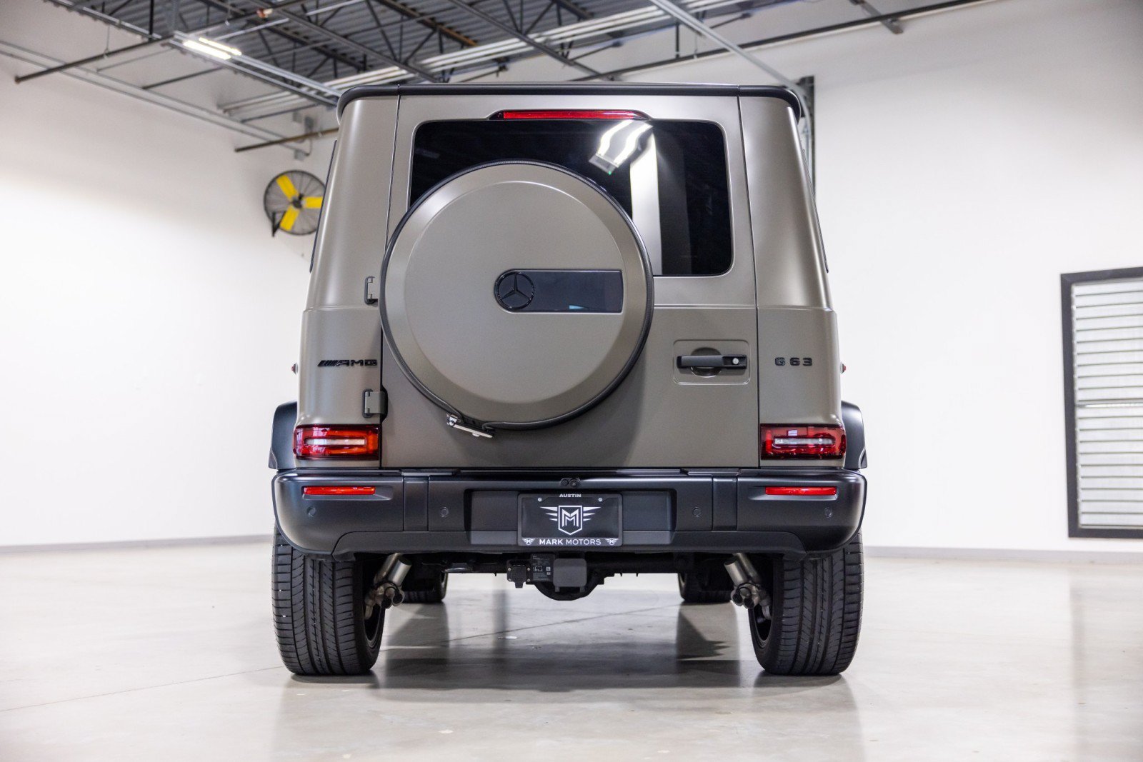 Used 2025 Mercedes-Benz G 63 AMG 4MATIC w/ Night Package Magno image 5