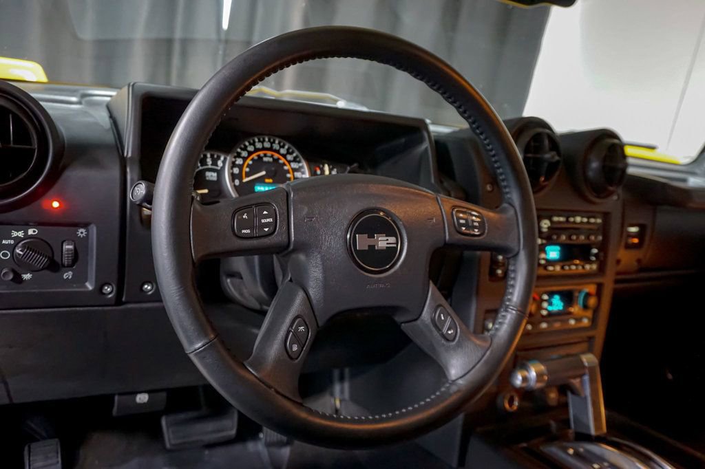 Used 2005 HUMMER H2 w/ Preferred Equipment Group image 61