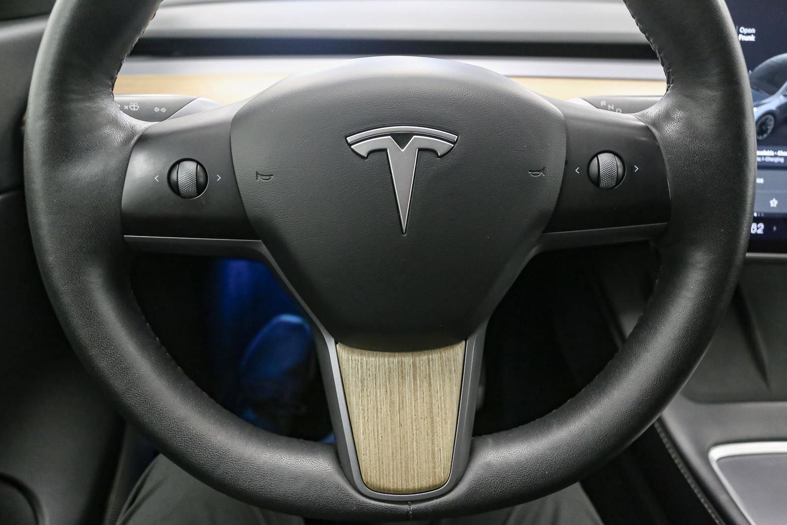 Used 2021 Tesla Model Y Long Range AWD/4WD image 37